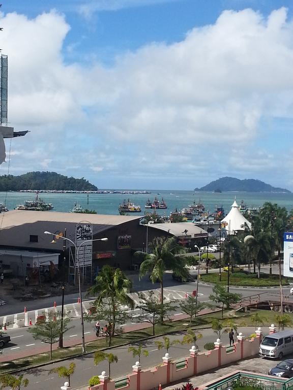Mts @ Marina Court Resort Condo Kota Kinabalu Room photo